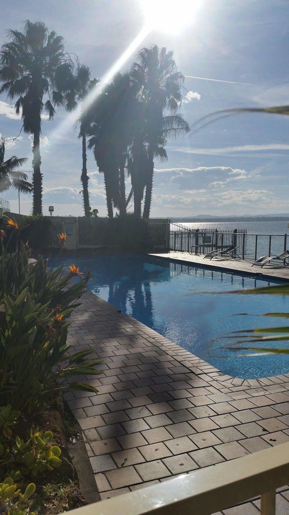 The Beachcomber Hotel & Resort, Ascend Hotel Collection 투클리 외부 사진 View of the pool at the hotel